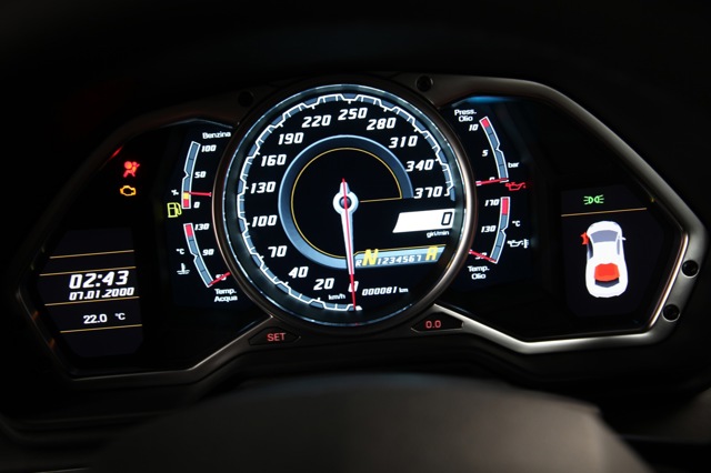 Lamborghini Aventador photo 45