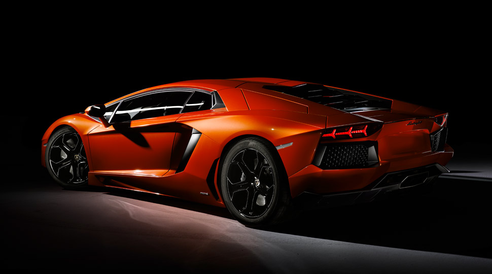 Lamborghini Aventador photo 4