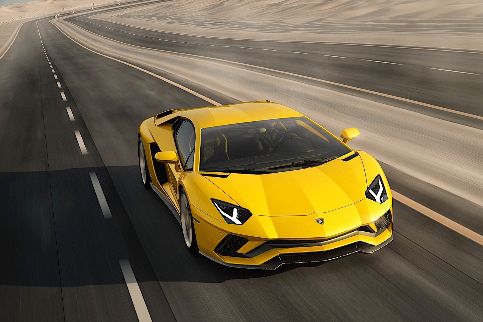 Lamborghini Aventador photo 9