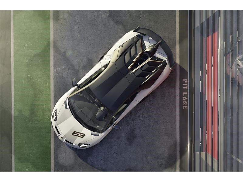 Lamborghini Aventador photo 7