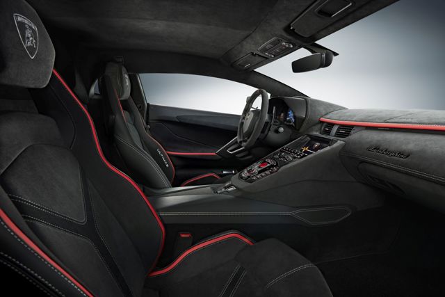 Lamborghini Aventador foto 32