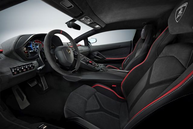 Lamborghini Aventador foto 33