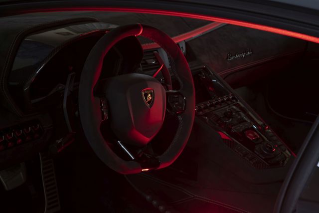 Lamborghini Aventador foto 34