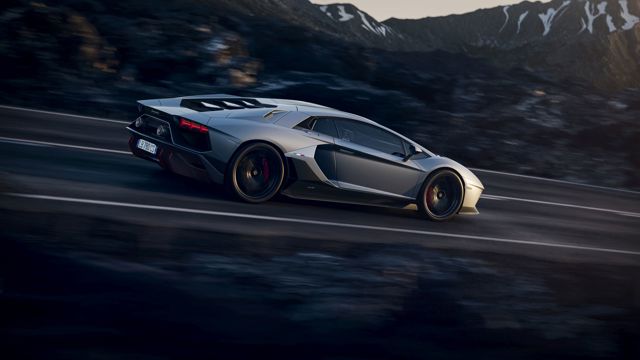 Lamborghini Aventador foto 1