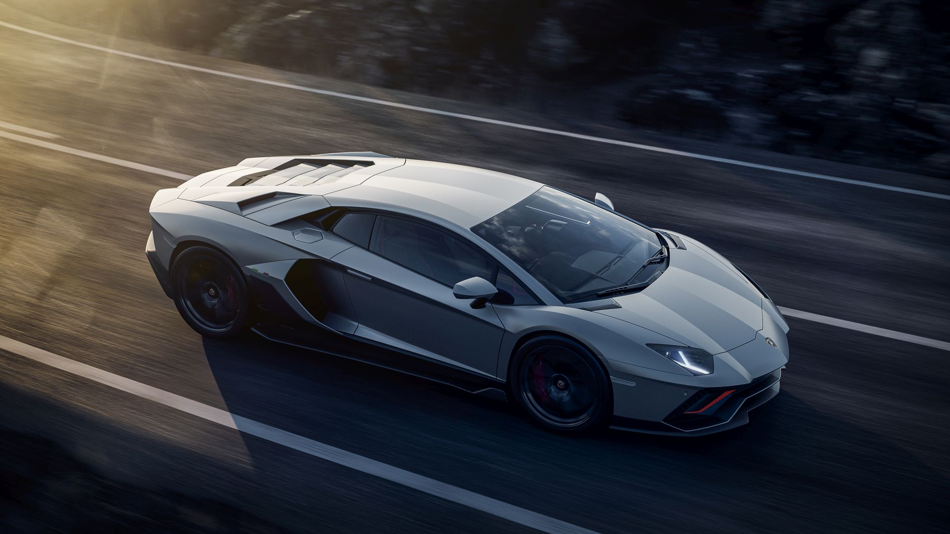 Lamborghini Aventador photo 6