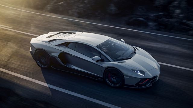 Lamborghini Aventador foto 6