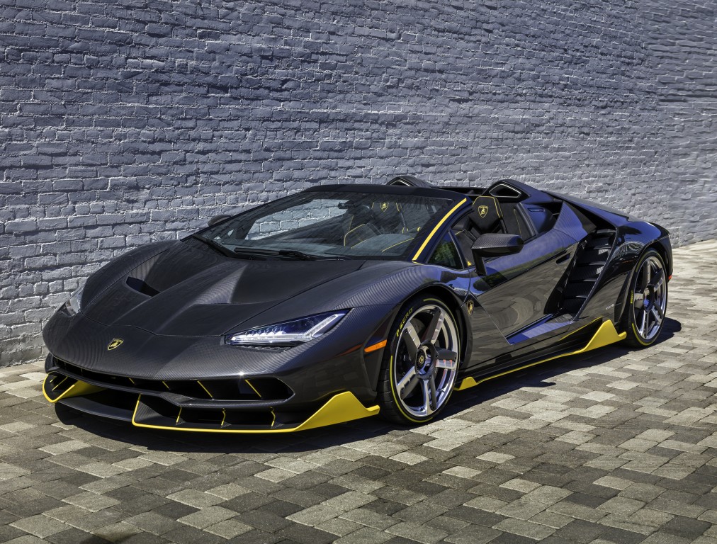 Lamborghini Centenario Roadster photo 11