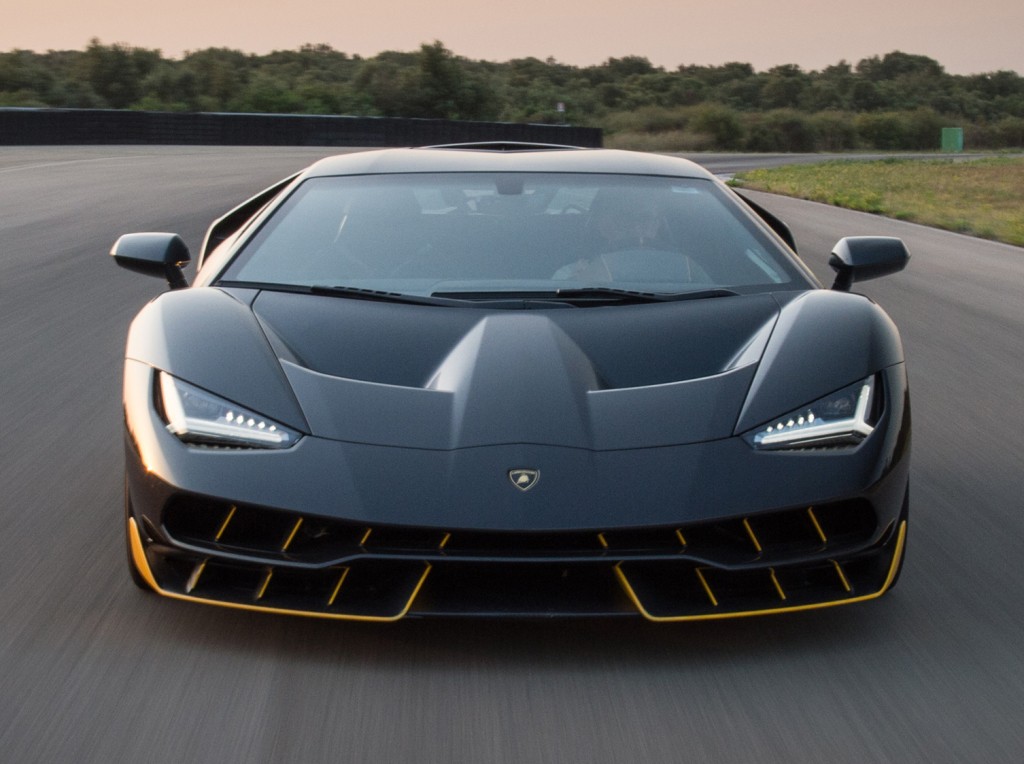 Lamborghini Centenario photo 11