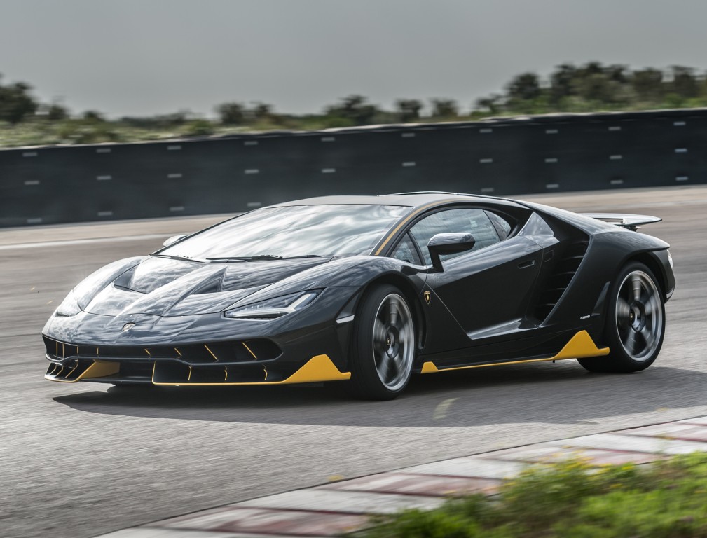 Lamborghini Centenario photo 16