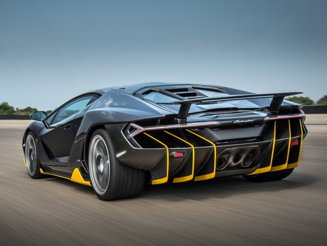 Lamborghini Centenario photo 17