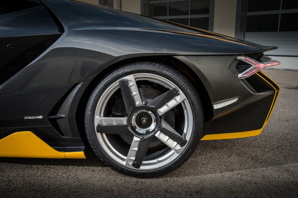Lamborghini Centenario photo 33