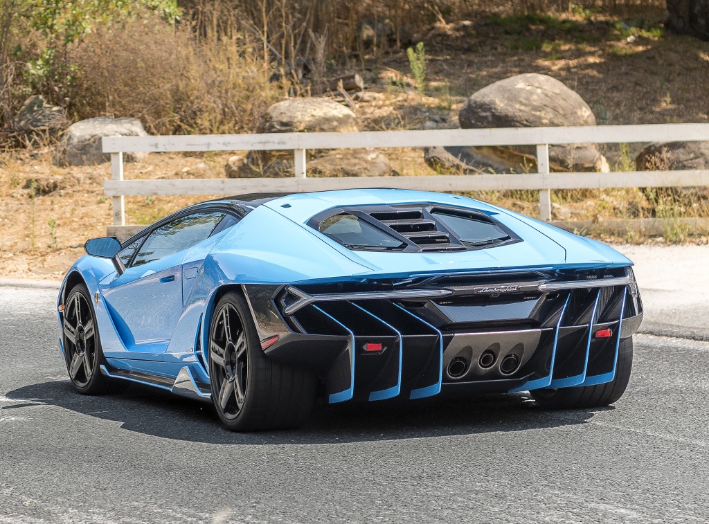 Lamborghini Centenario photo 34