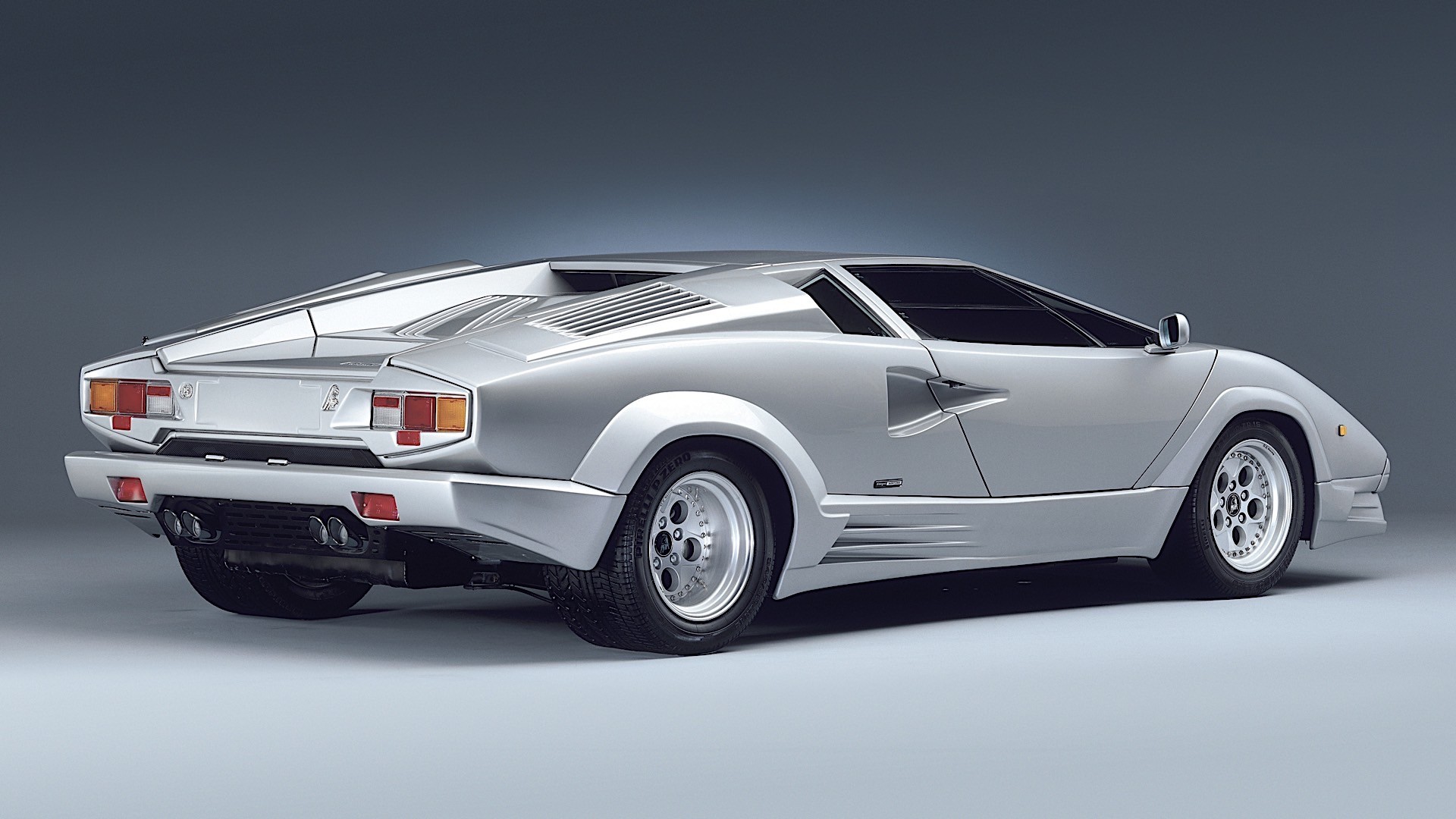 Lamborghini Countach photo 13