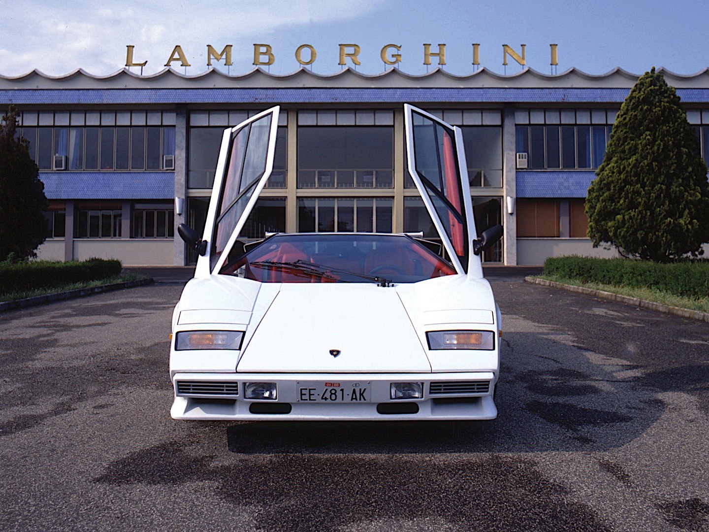 Lamborghini Countach photo 7