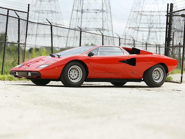 Lamborghini Countach photo 15