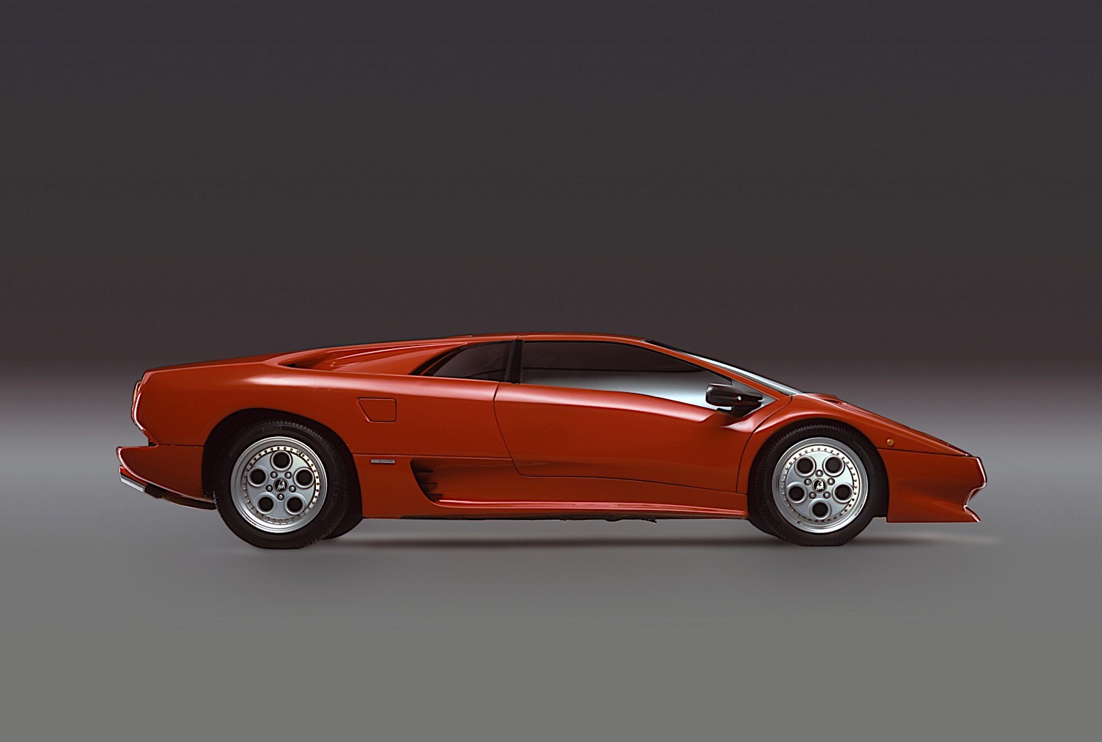 Lamborghini Diablo photo 8