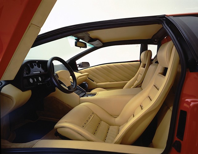 Lamborghini Diablo photo 22