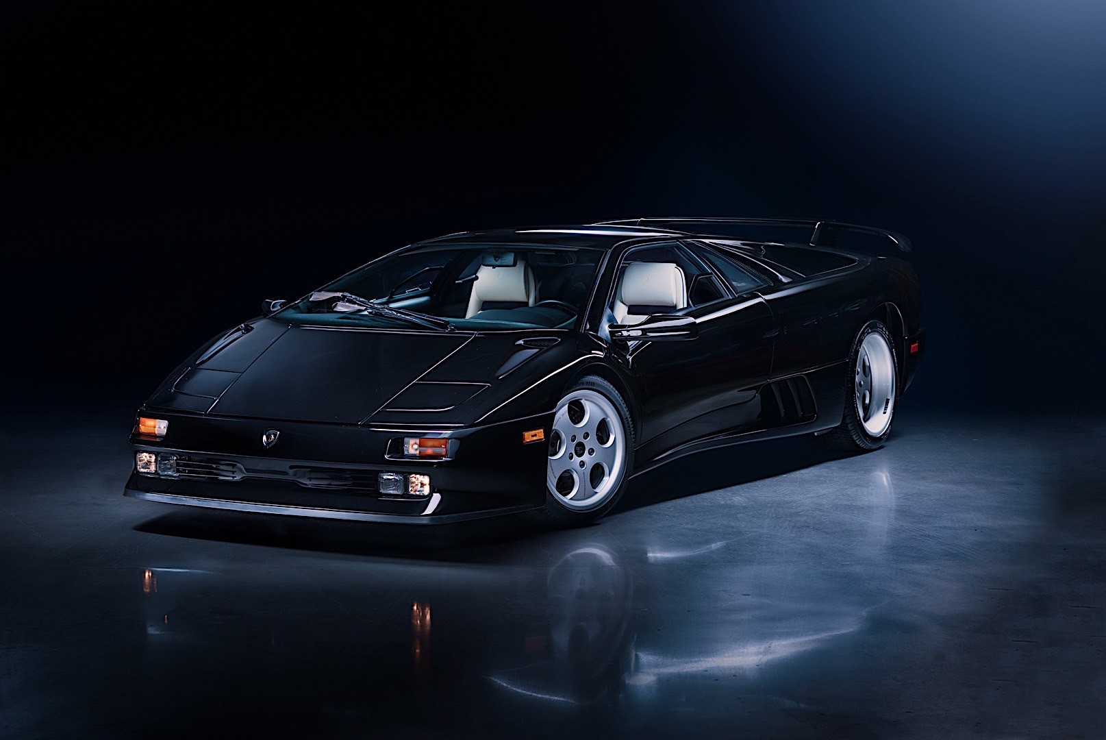 Lamborghini Diablo photo 7