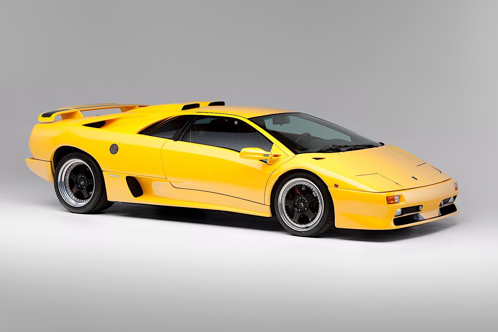 Lamborghini Diablo photo 14