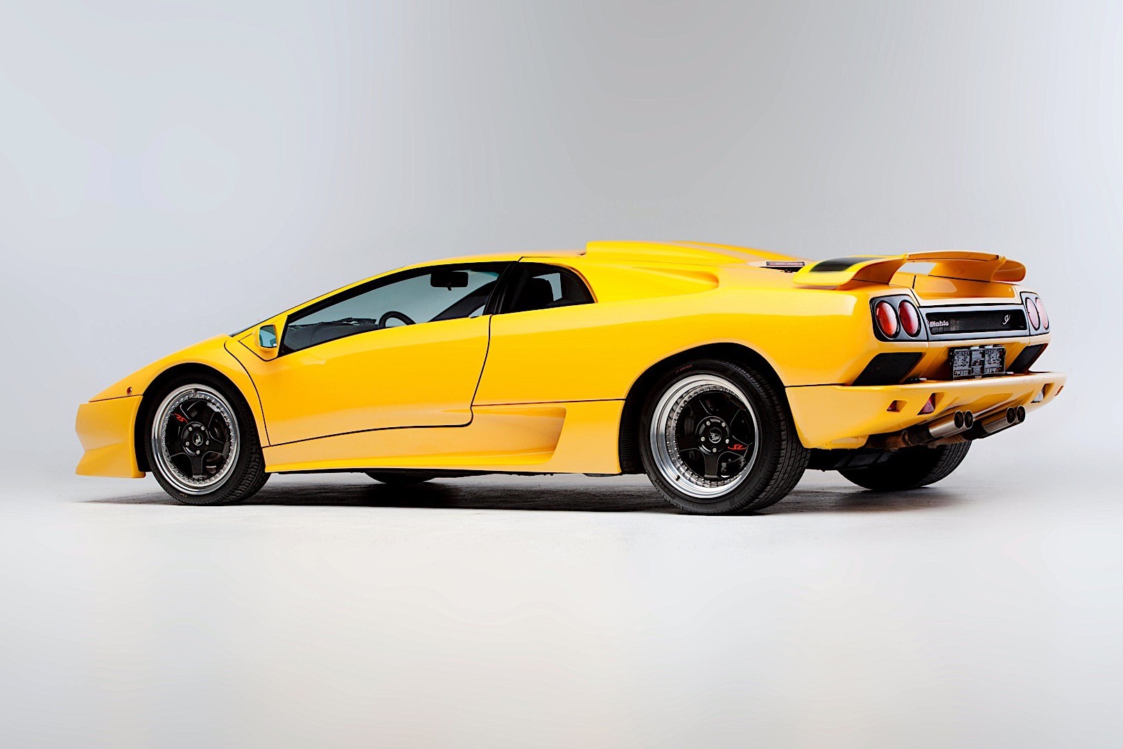 Lamborghini Diablo photo 6