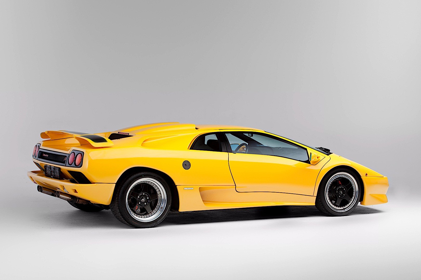 Lamborghini Diablo photo 8