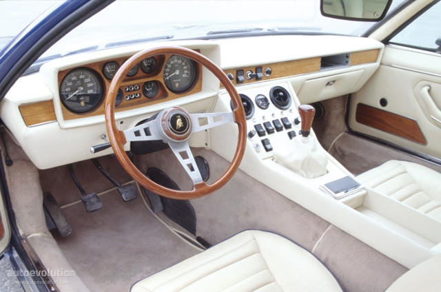 Lamborghini Espada photo 24