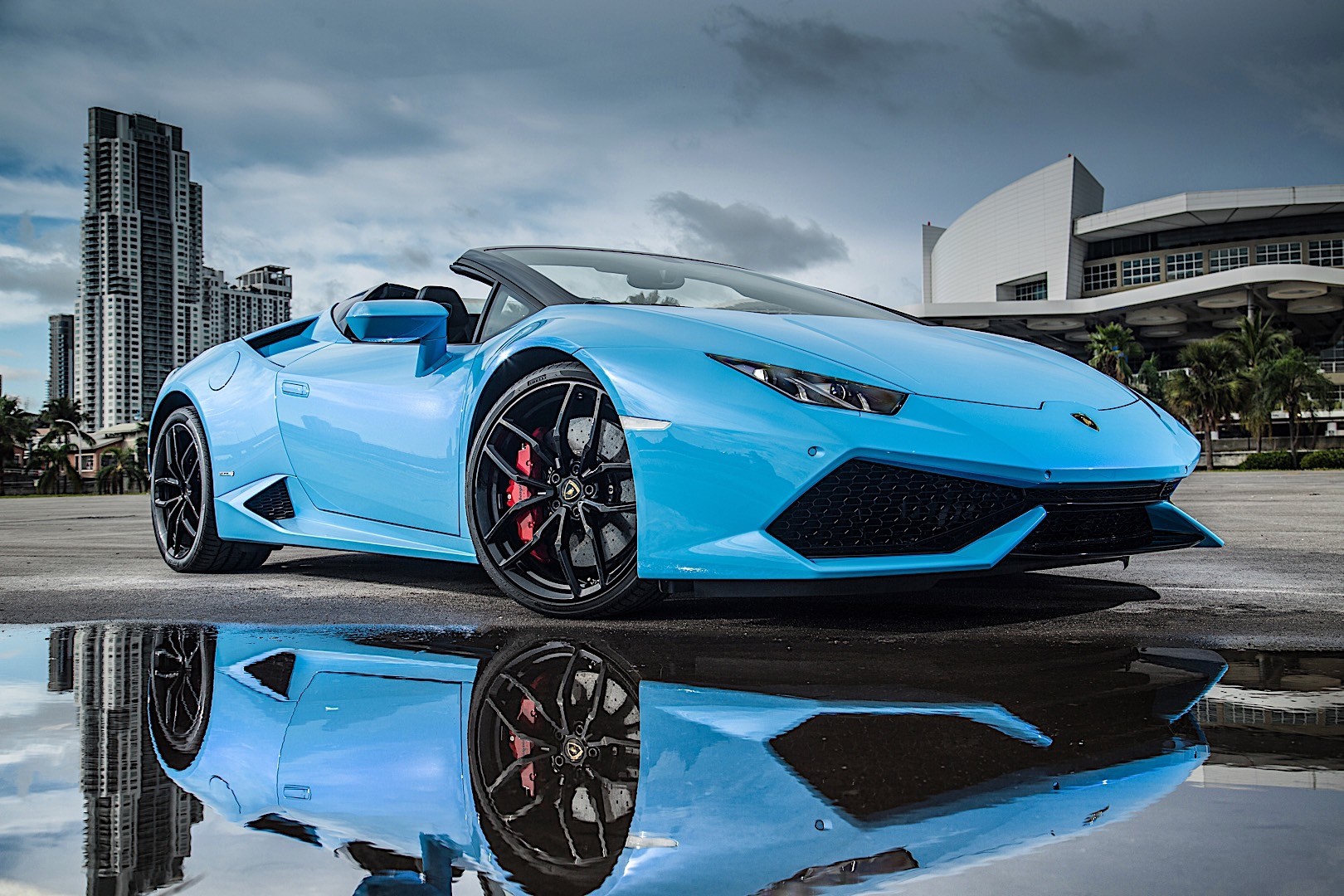 Lamborghini Huracan Spyder photo 23