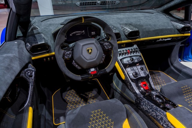 Lamborghini Huracan Spyder foto 35