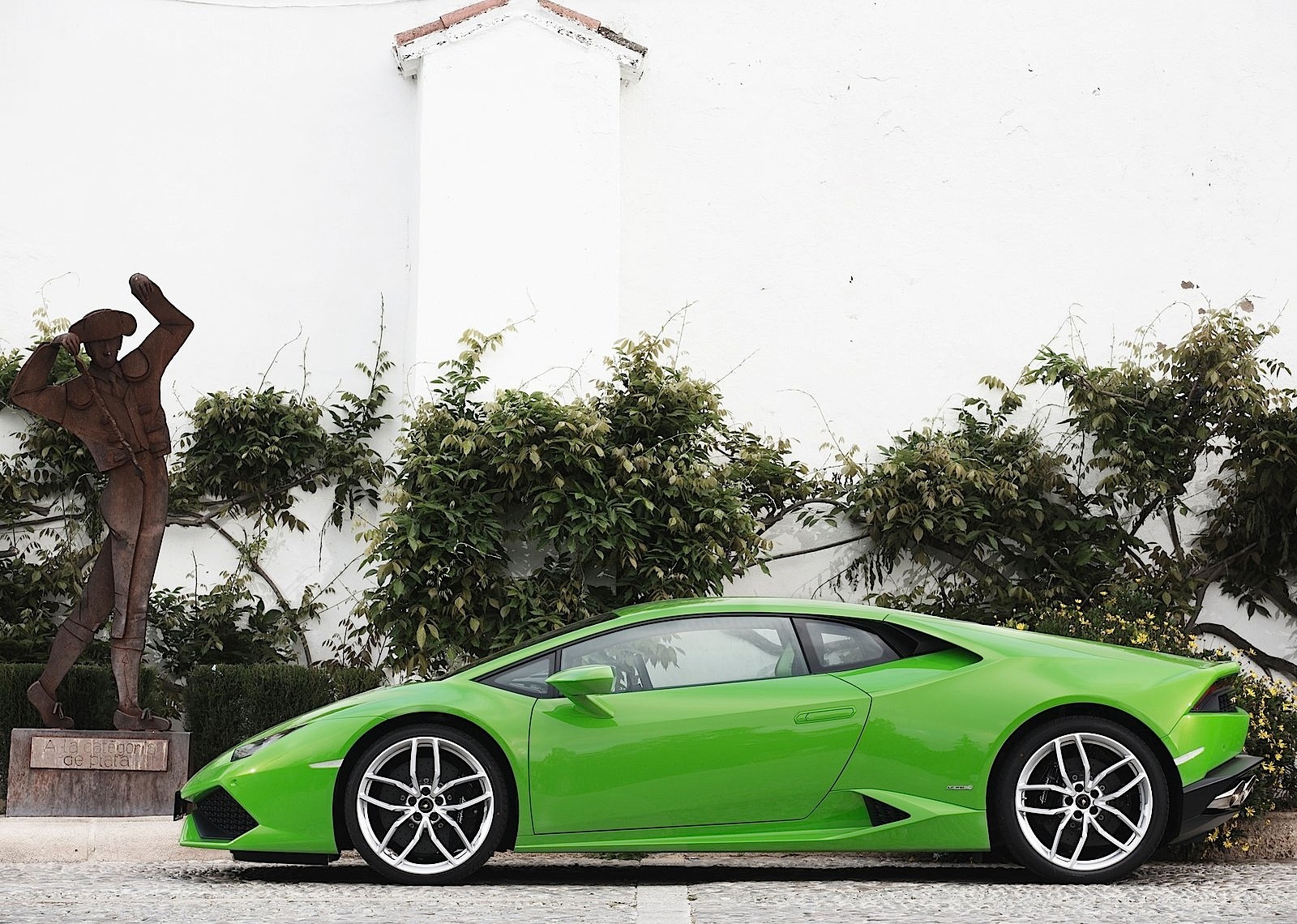 Lamborghini Huracan photo 38