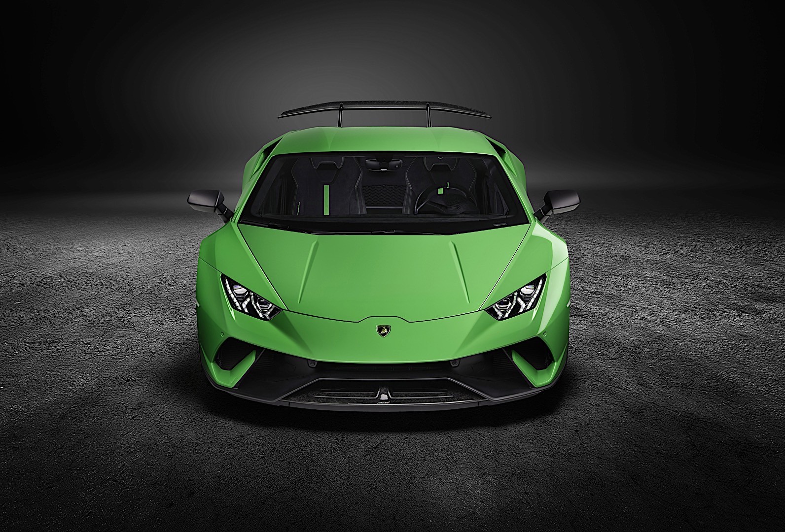 Lamborghini Huracan photo 8