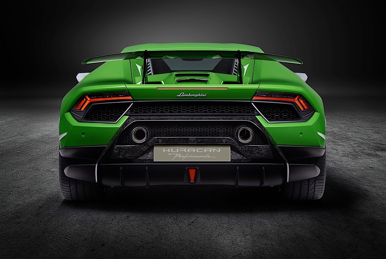 Lamborghini Huracan photo 9