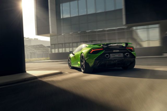 Lamborghini Huracan foto 14