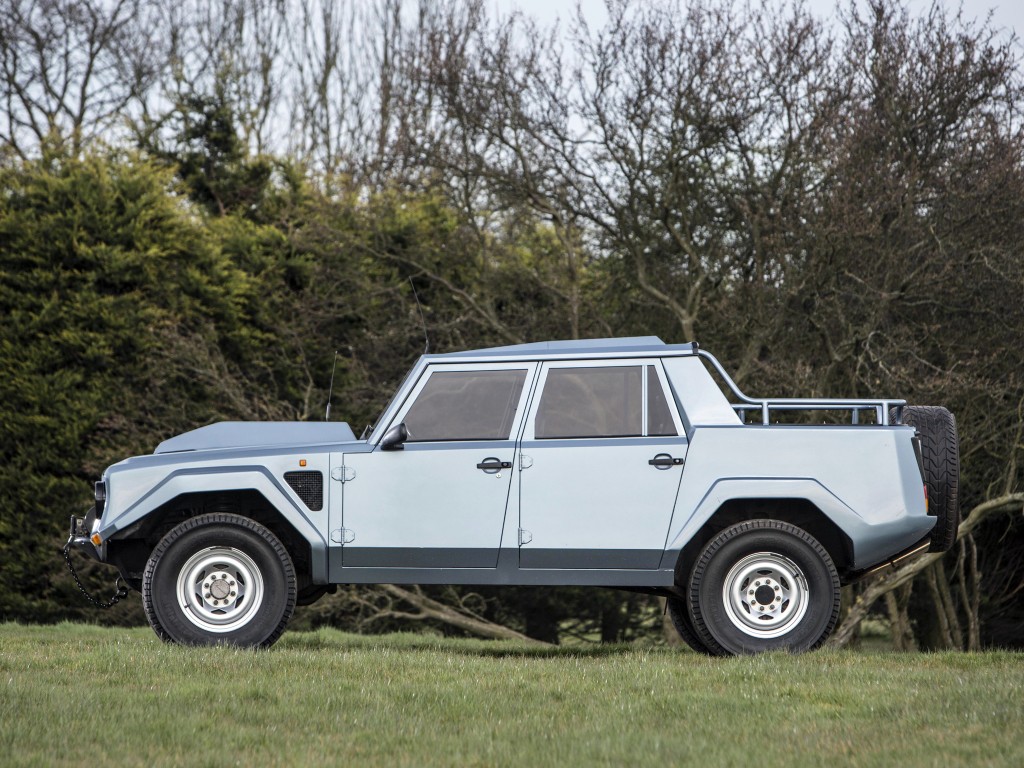 Lamborghini Lm 002 photo 18