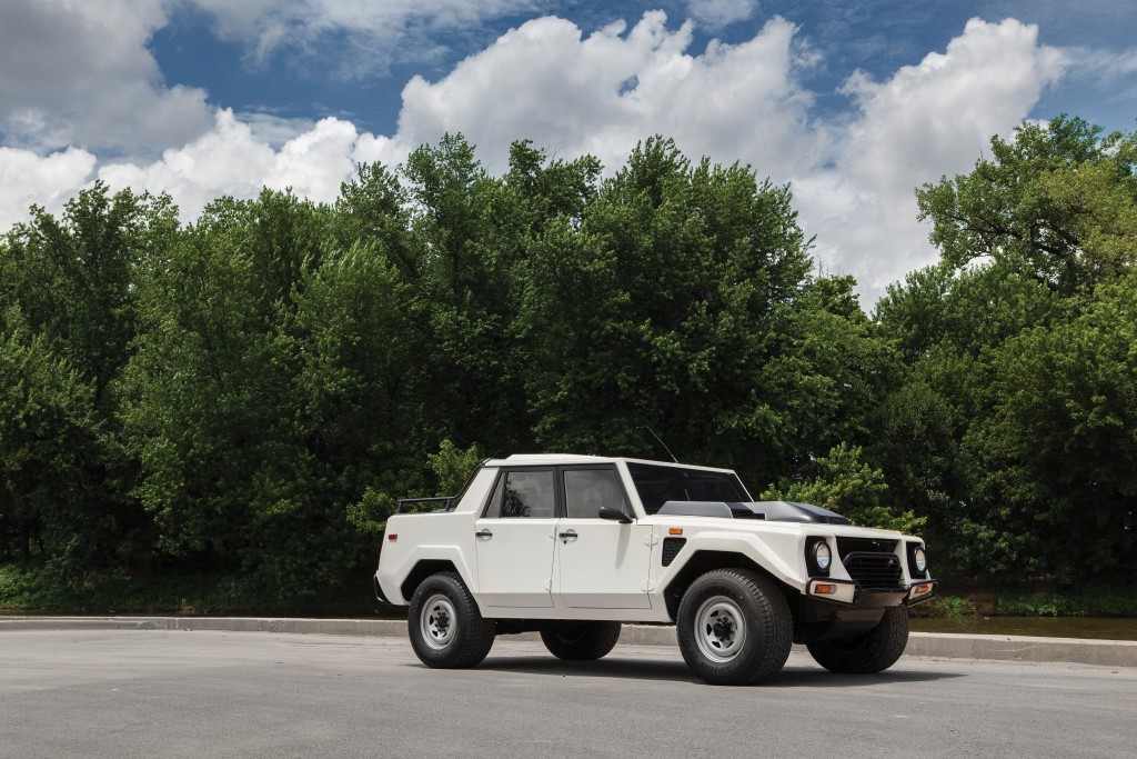 Lamborghini Lm 002 photo 25