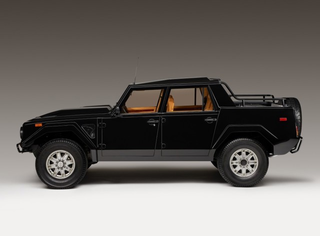 Lamborghini Lm 002 photo 32
