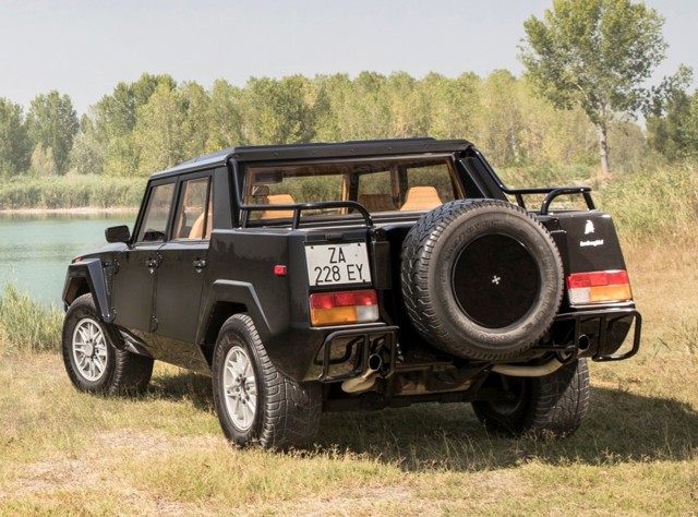 Lamborghini Lm 002 photo 36