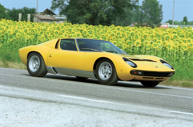 Lamborghini Miura foto 7