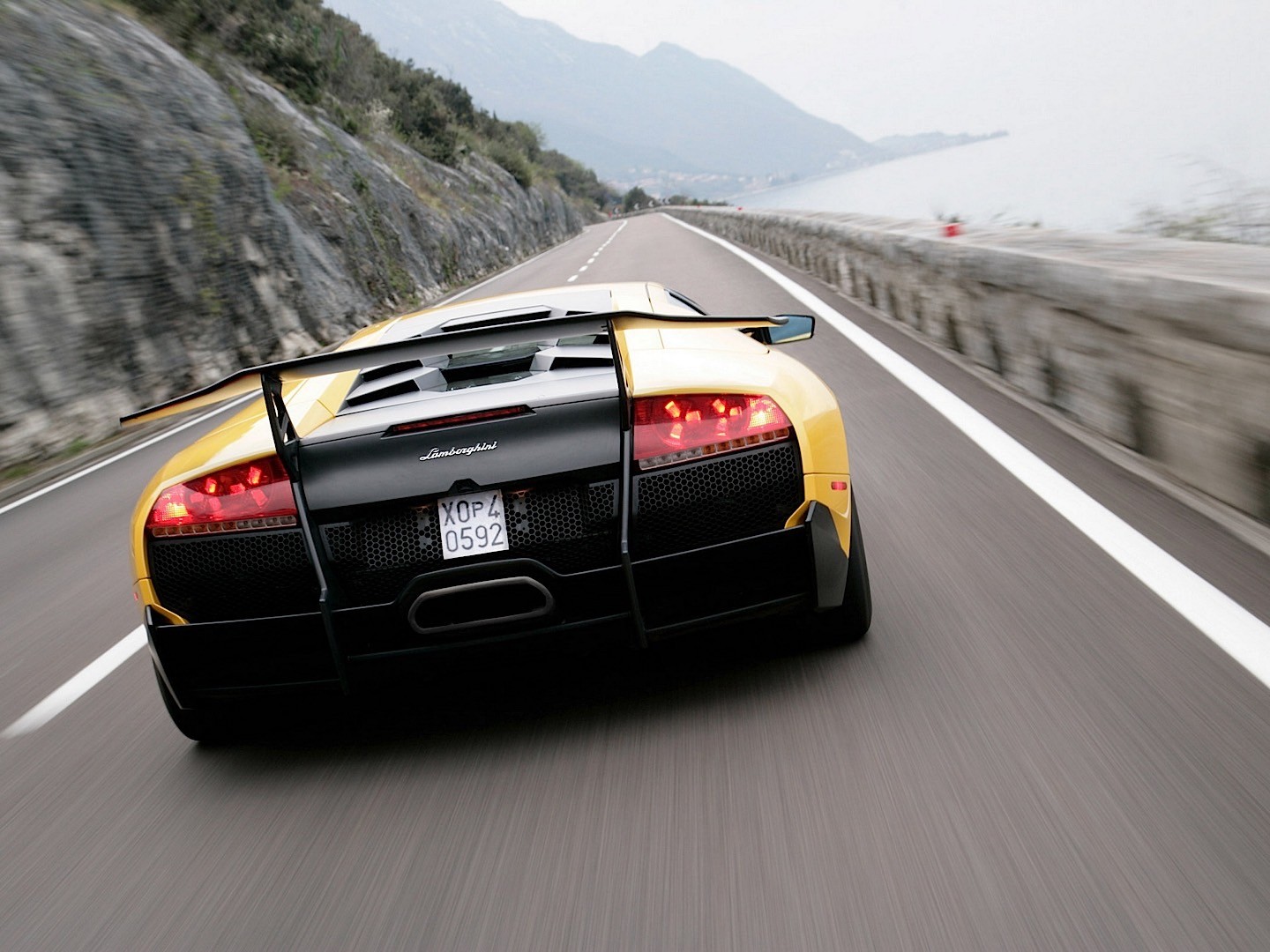 Lamborghini Murcielago photo 18