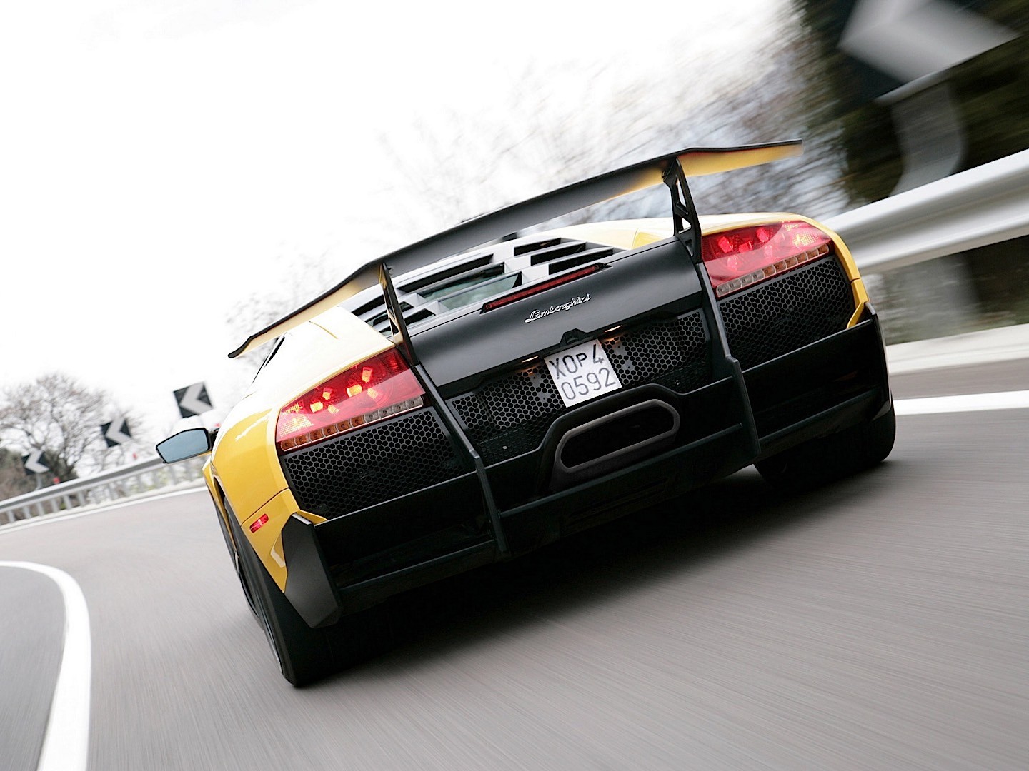 Lamborghini Murcielago photo 21