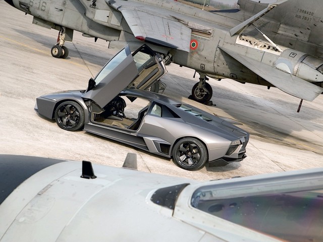 Lamborghini Reventon photo 19