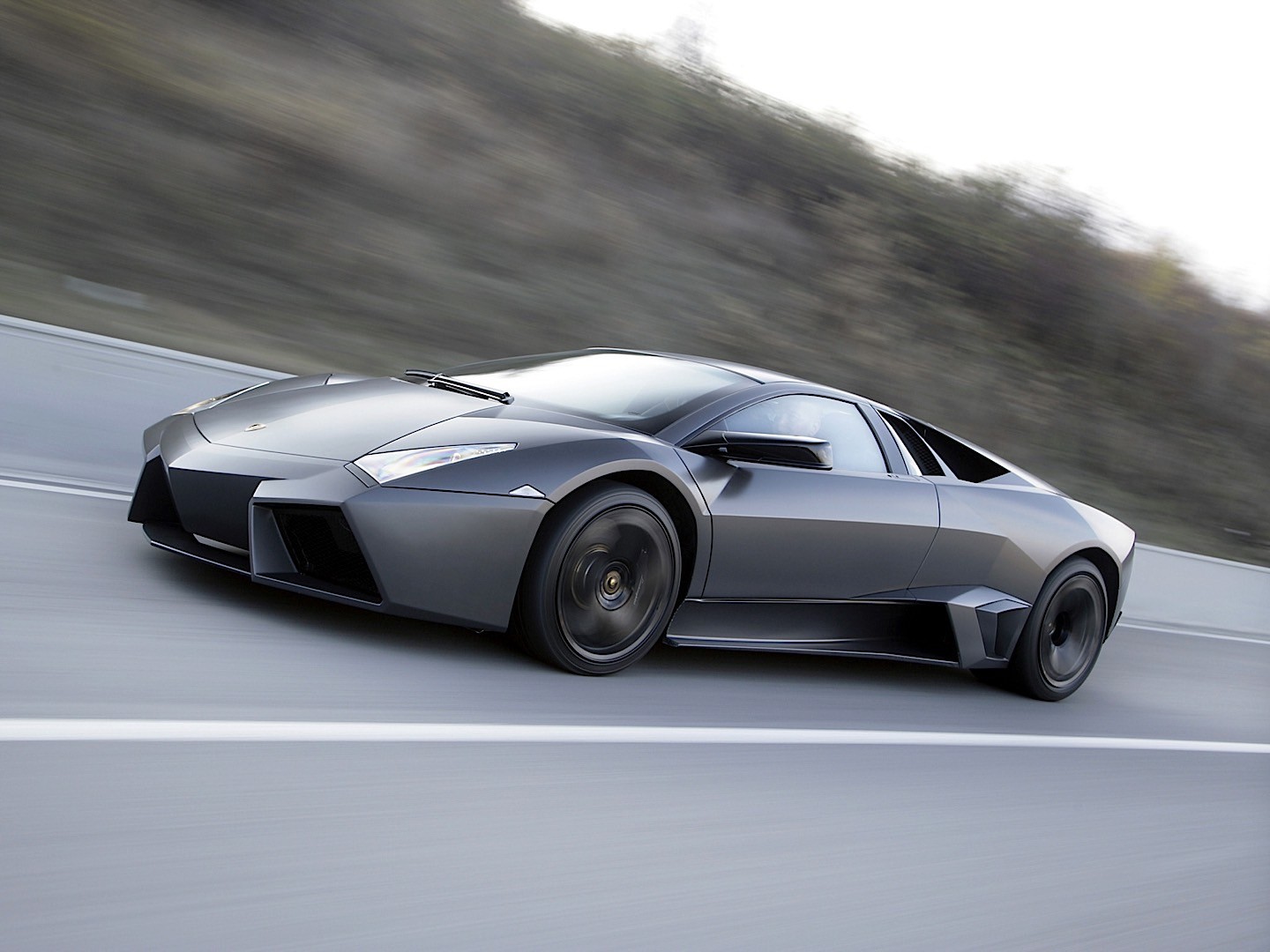 Lamborghini Reventon photo 29