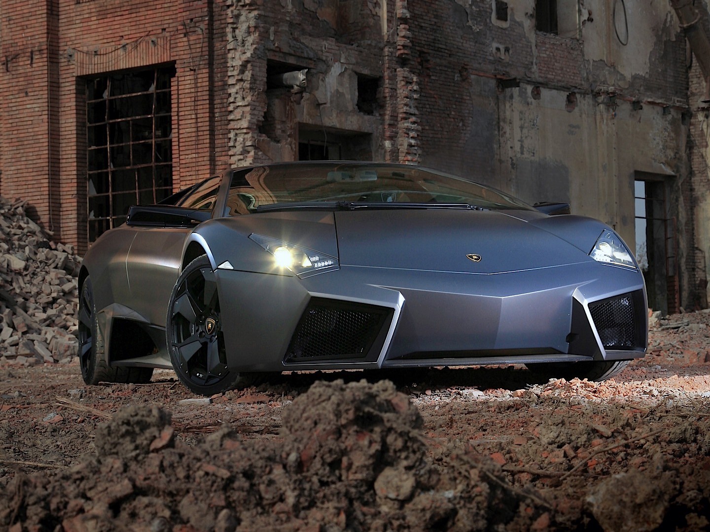 Lamborghini Reventon photo 31