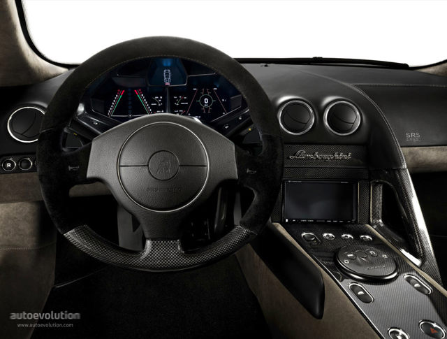 Lamborghini Reventon photo 43