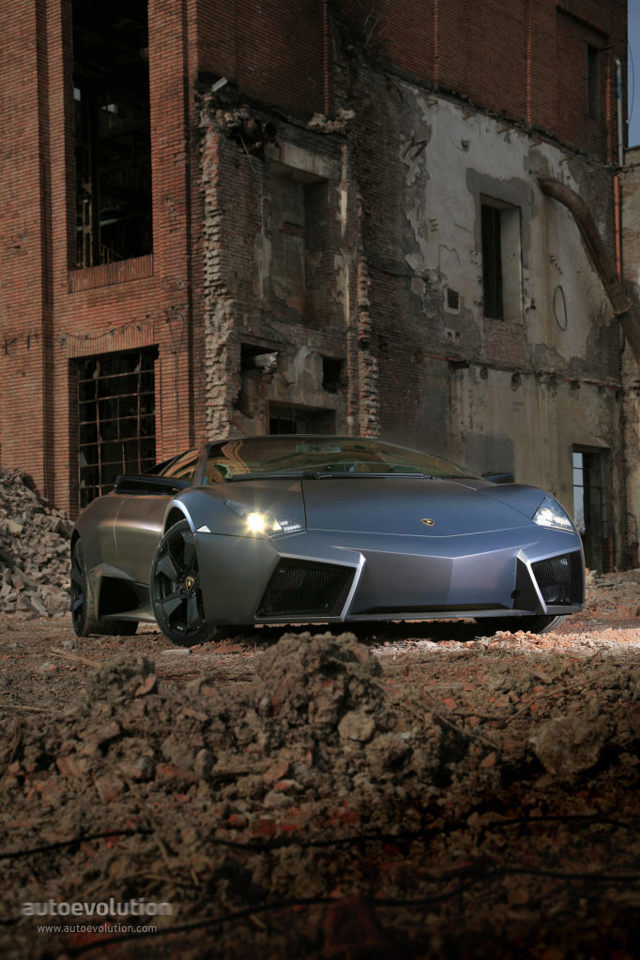 Lamborghini Reventon photo 4