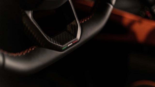Lamborghini Revuelto photo 42