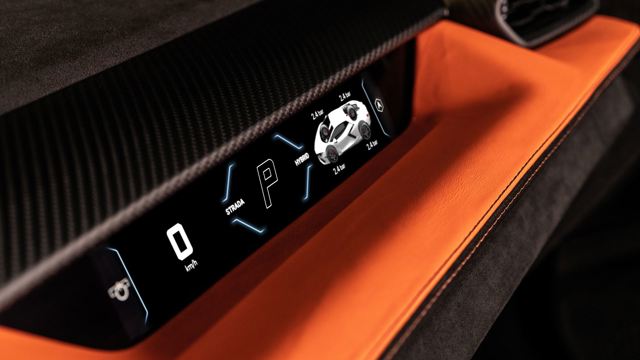 Lamborghini Revuelto photo 44