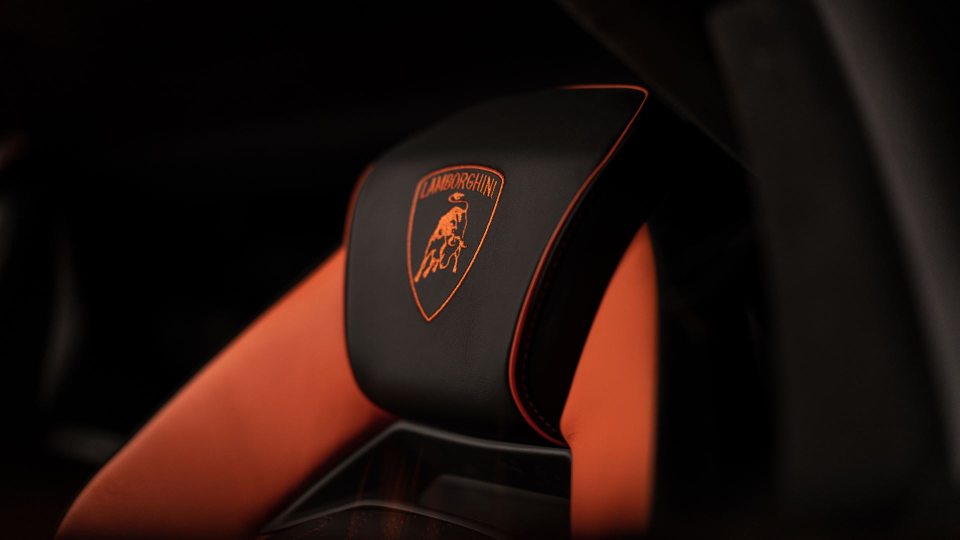 Lamborghini Revuelto photo 32