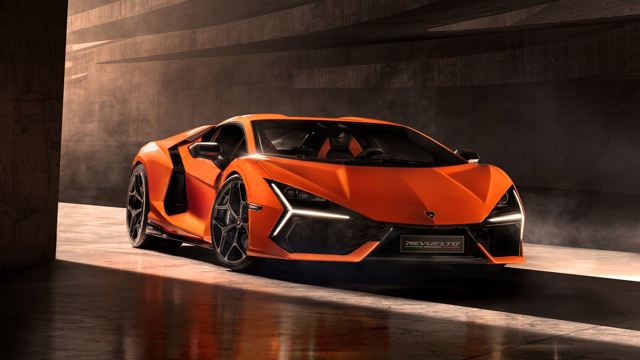 Lamborghini Revuelto photo 27