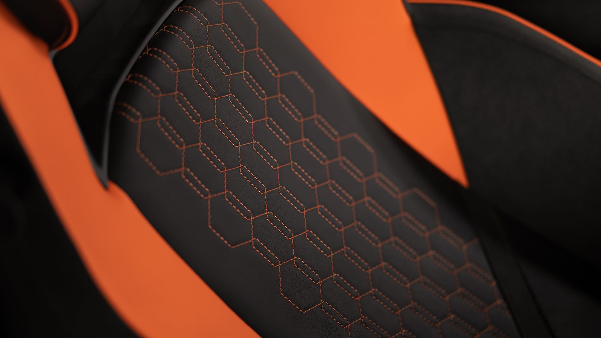 Lamborghini Revuelto photo 34