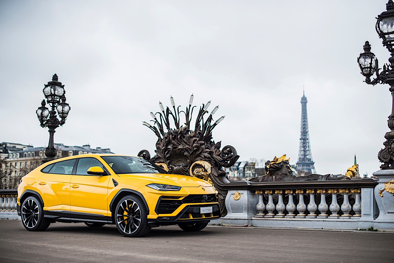 Lamborghini Urus photo 18